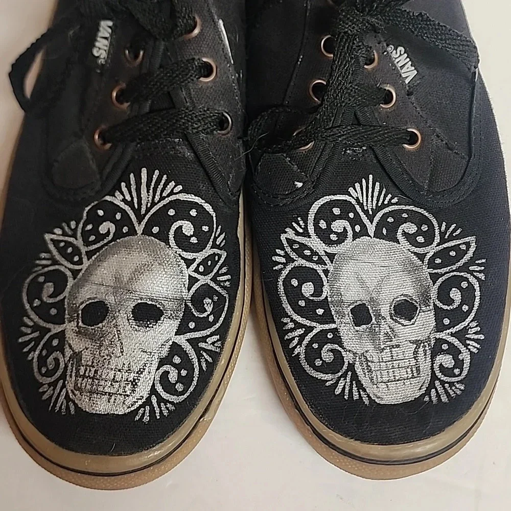 Vans Black Skull Hand Painted Men's Shoes Halloween Gothic. Fun Sz 28.5/10.5US
